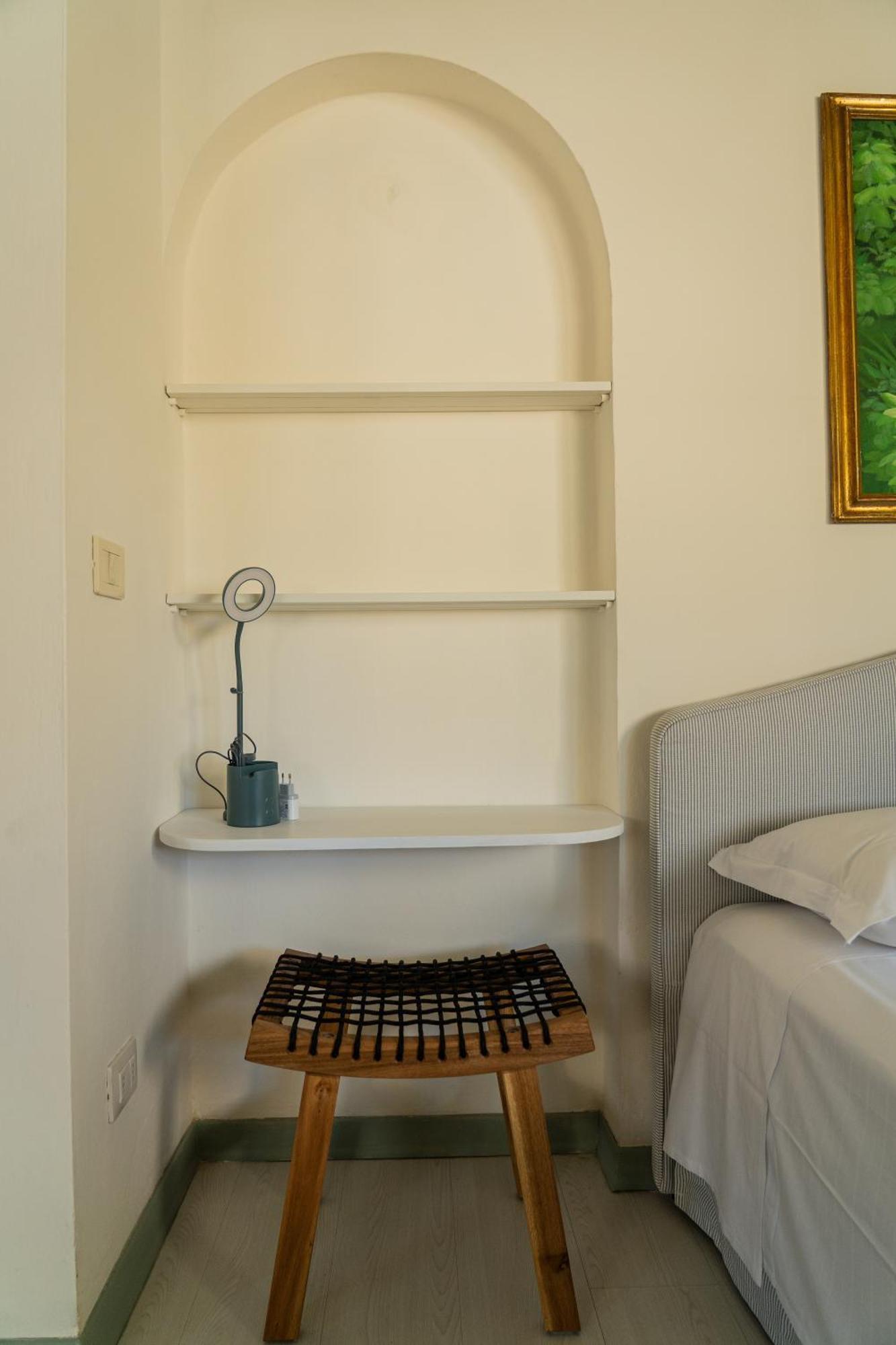 Friendly & Small 1-Br Apt With Beautiful Terrace Florença Exterior foto